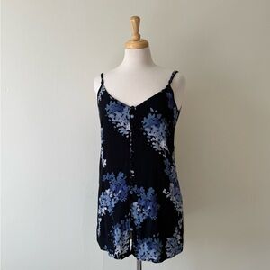 Y2K MEI Black Floral Low Back Cami Top – Blue Ombre Print
